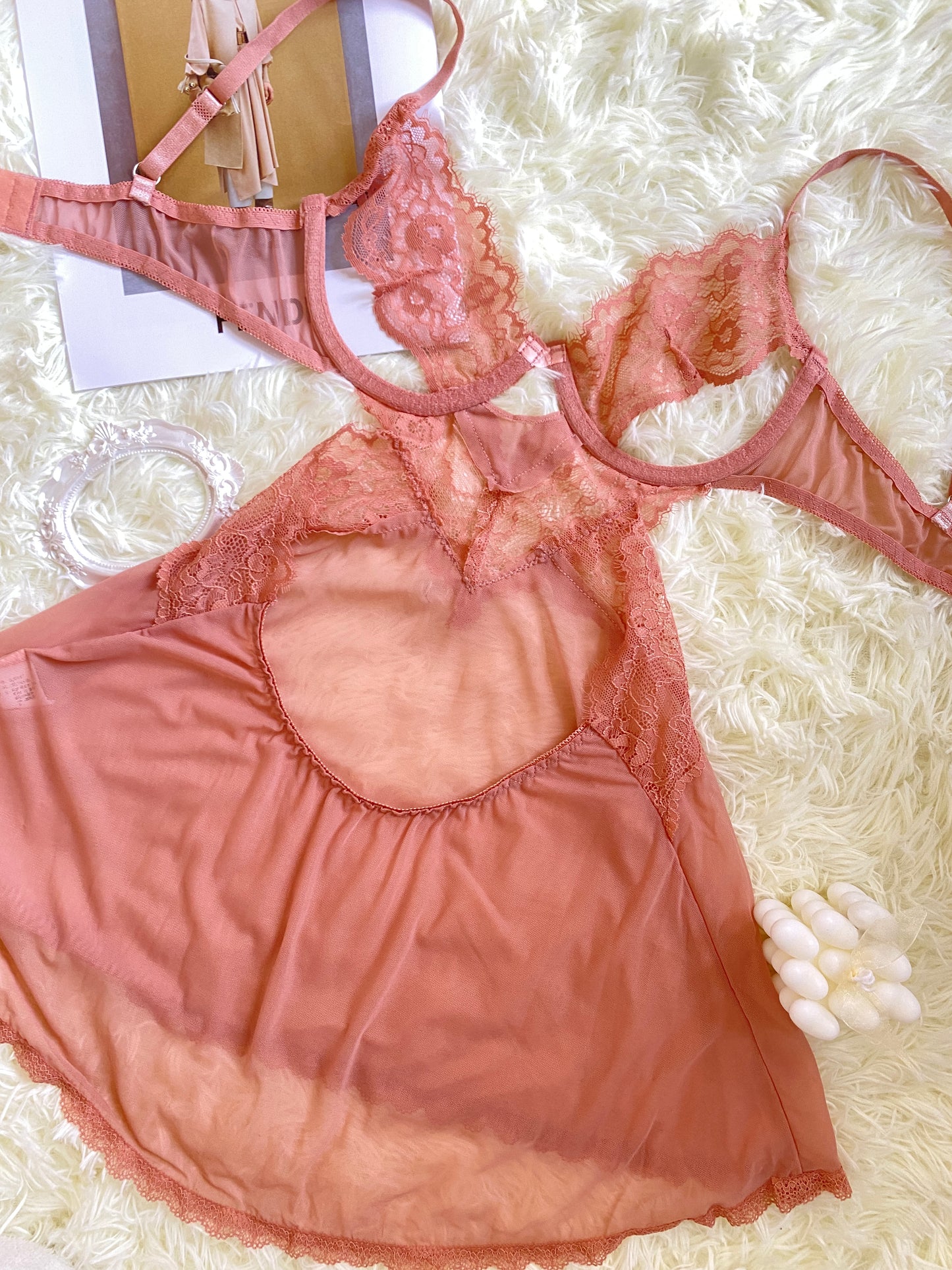 Pink lace cut-out lingerie LIN08